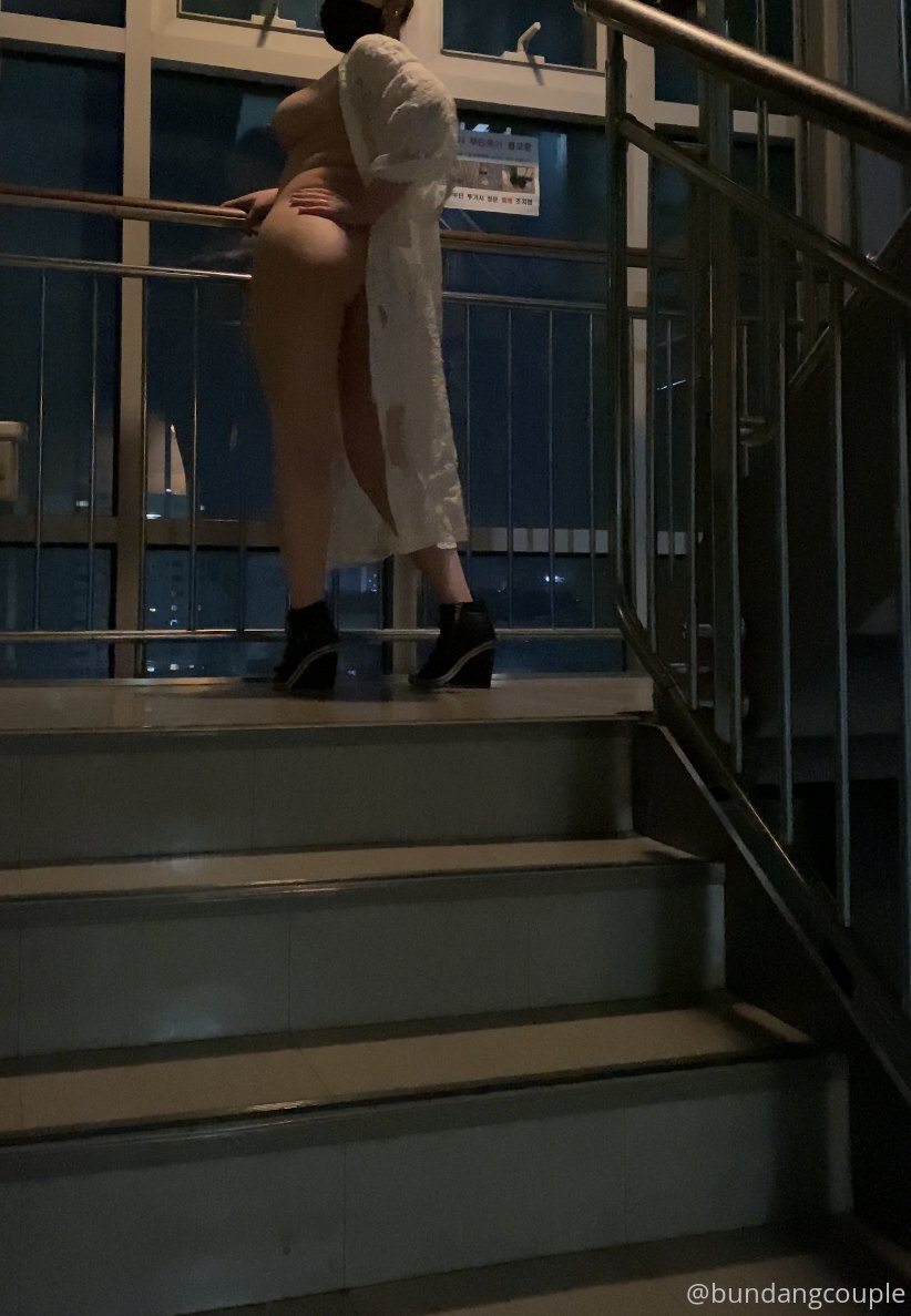 【2023_01_15】The_temptation_of_stockings_all_over_the_body.m4v